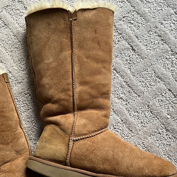 UGG Boots Bailey Boots Button Triplet Tall Women’s  Size 7 Chestnut Tan - Picture 3 of 12